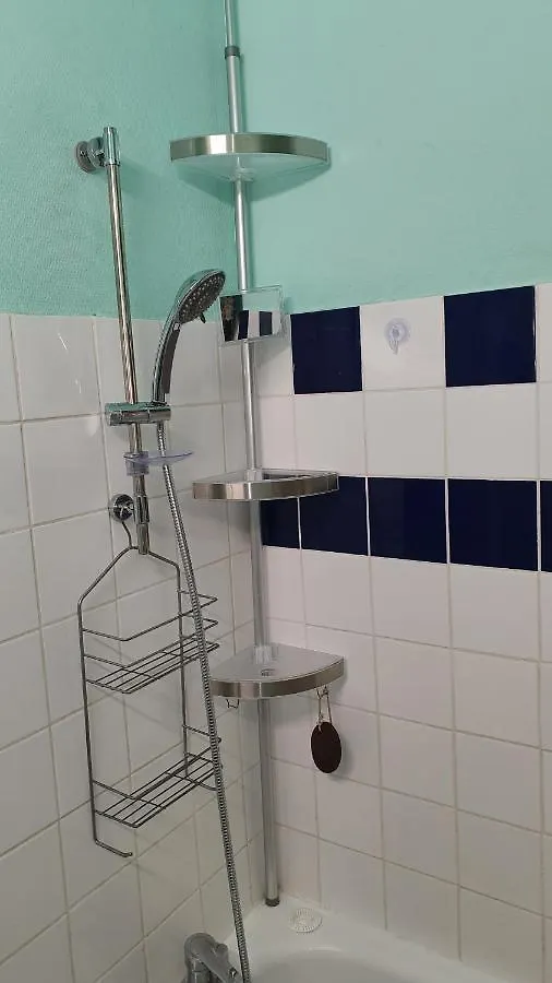 Private Double Bedroom Near Paris Cachan