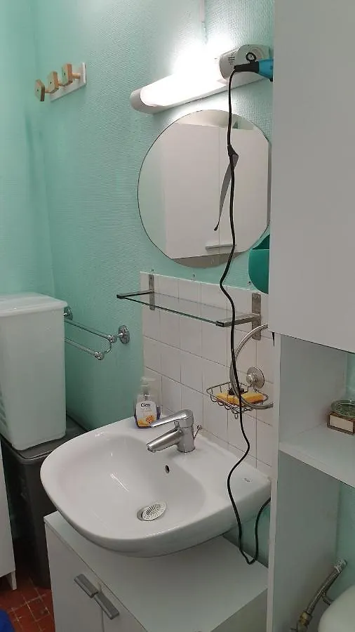 Private Double Bedroom Near Paris Cachan