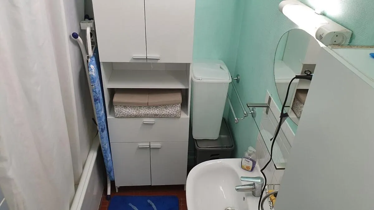 Private Double Bedroom Near Paris Cachan Francie